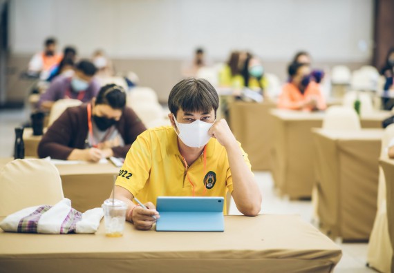 ภาพกิจกรรม  คณาจารย์และบุคลากร คณะวิทยาศาสตร์และเทคโนโลยี เข้าร่วมอบรมโครงการอบรมเชิงปฏิบัติการพัฒนาทักษะวิศวกรสังคมสำหรับอาจารย์ KPRU