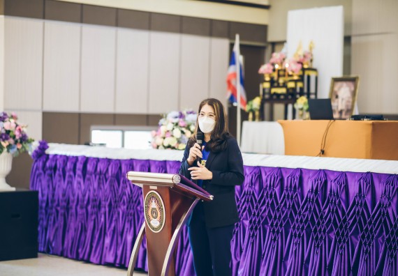 ภาพกิจกรรม  คณาจารย์และบุคลากร คณะวิทยาศาสตร์และเทคโนโลยี เข้าร่วมอบรมโครงการอบรมเชิงปฏิบัติการพัฒนาทักษะวิศวกรสังคมสำหรับอาจารย์ KPRU