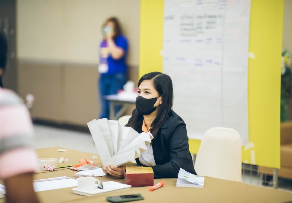 ภาพกิจกรรม  คณาจารย์และบุคลากร คณะวิทยาศาสตร์และเทคโนโลยี เข้าร่วมอบรมโครงการอบรมเชิงปฏิบัติการพัฒนาทักษะวิศวกรสังคมสำหรับอาจารย์ KPRU