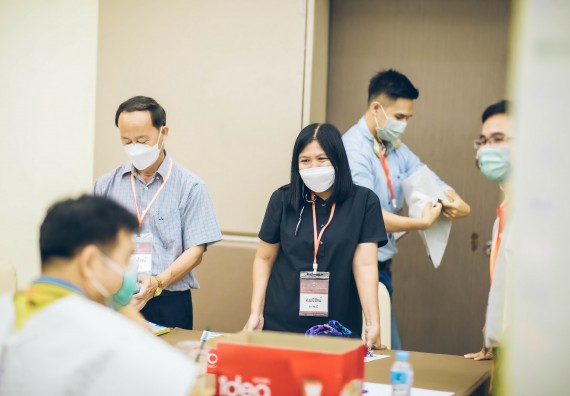 ภาพกิจกรรม  คณาจารย์และบุคลากร คณะวิทยาศาสตร์และเทคโนโลยี เข้าร่วมอบรมโครงการอบรมเชิงปฏิบัติการพัฒนาทักษะวิศวกรสังคมสำหรับอาจารย์ KPRU