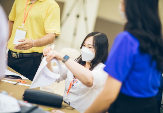 ภาพกิจกรรม  คณาจารย์และบุคลากร คณะวิทยาศาสตร์และเทคโนโลยี เข้าร่วมอบรมโครงการอบรมเชิงปฏิบัติการพัฒนาทักษะวิศวกรสังคมสำหรับอาจารย์ KPRU