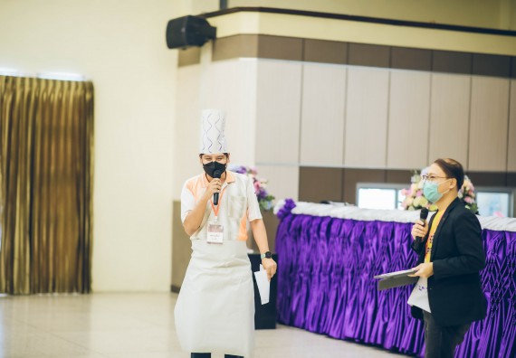 ภาพกิจกรรม  คณาจารย์และบุคลากร คณะวิทยาศาสตร์และเทคโนโลยี เข้าร่วมอบรมโครงการอบรมเชิงปฏิบัติการพัฒนาทักษะวิศวกรสังคมสำหรับอาจารย์ KPRU