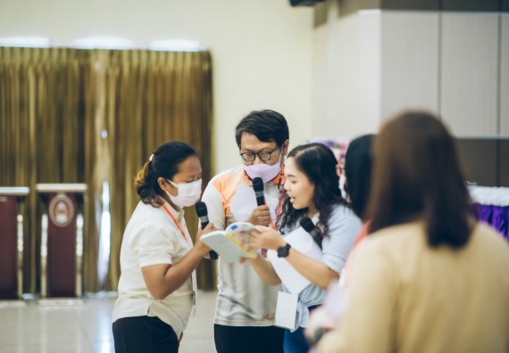 ภาพกิจกรรม  คณาจารย์และบุคลากร คณะวิทยาศาสตร์และเทคโนโลยี เข้าร่วมอบรมโครงการอบรมเชิงปฏิบัติการพัฒนาทักษะวิศวกรสังคมสำหรับอาจารย์ KPRU