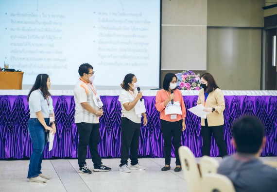 ภาพกิจกรรม  คณาจารย์และบุคลากร คณะวิทยาศาสตร์และเทคโนโลยี เข้าร่วมอบรมโครงการอบรมเชิงปฏิบัติการพัฒนาทักษะวิศวกรสังคมสำหรับอาจารย์ KPRU