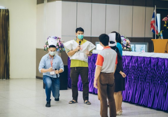 ภาพกิจกรรม  คณาจารย์และบุคลากร คณะวิทยาศาสตร์และเทคโนโลยี เข้าร่วมอบรมโครงการอบรมเชิงปฏิบัติการพัฒนาทักษะวิศวกรสังคมสำหรับอาจารย์ KPRU