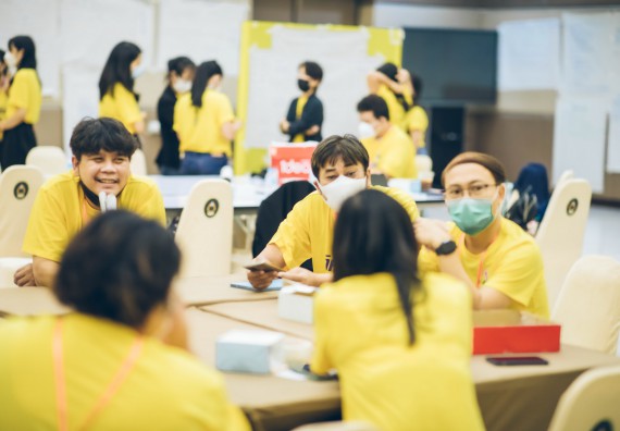 ภาพกิจกรรม  คณาจารย์และบุคลากร คณะวิทยาศาสตร์และเทคโนโลยี เข้าร่วมอบรมโครงการอบรมเชิงปฏิบัติการพัฒนาทักษะวิศวกรสังคมสำหรับอาจารย์ KPRU