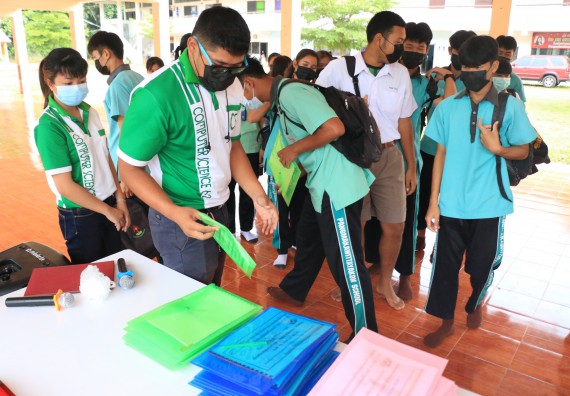 ภาพกิจกรรม  โปรแกรมวิชาวิทยาการคอมพิวเตอร์และเทคโนโลยีสารสนเทศ จัดกิจกรรมบริการวิชาการหลักสูตรวิทยาการคอมพิวเตอร์