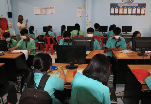 ภาพกิจกรรม  โปรแกรมวิชาวิทยาการคอมพิวเตอร์และเทคโนโลยีสารสนเทศ จัดกิจกรรมบริการวิชาการหลักสูตรวิทยาการคอมพิวเตอร์