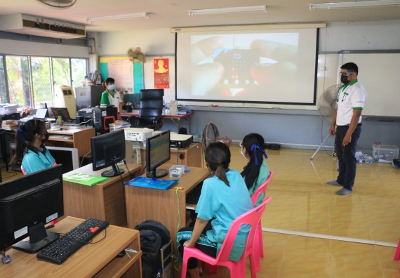 ภาพกิจกรรม  โปรแกรมวิชาวิทยาการคอมพิวเตอร์และเทคโนโลยีสารสนเทศ จัดกิจกรรมบริการวิชาการหลักสูตรวิทยาการคอมพิวเตอร์