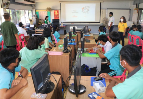 ภาพกิจกรรม  โปรแกรมวิชาวิทยาการคอมพิวเตอร์และเทคโนโลยีสารสนเทศ จัดกิจกรรมบริการวิชาการหลักสูตรวิทยาการคอมพิวเตอร์