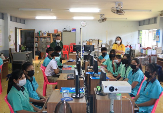 ภาพกิจกรรม  โปรแกรมวิชาวิทยาการคอมพิวเตอร์และเทคโนโลยีสารสนเทศ จัดกิจกรรมบริการวิชาการหลักสูตรวิทยาการคอมพิวเตอร์