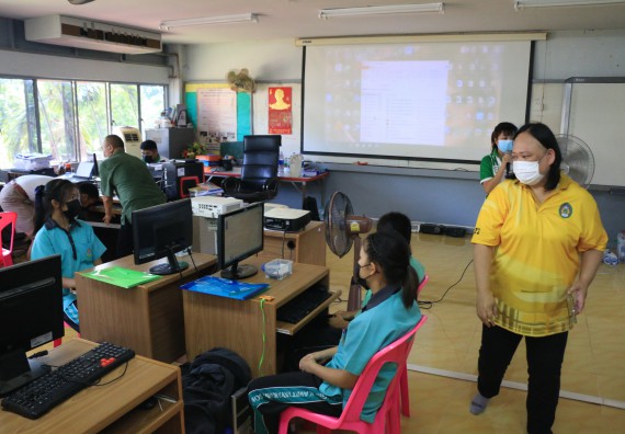 ภาพกิจกรรม  โปรแกรมวิชาวิทยาการคอมพิวเตอร์และเทคโนโลยีสารสนเทศ จัดกิจกรรมบริการวิชาการหลักสูตรวิทยาการคอมพิวเตอร์