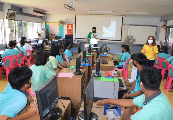 ภาพกิจกรรม  โปรแกรมวิชาวิทยาการคอมพิวเตอร์และเทคโนโลยีสารสนเทศ จัดกิจกรรมบริการวิชาการหลักสูตรวิทยาการคอมพิวเตอร์