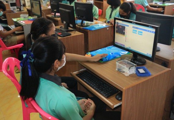 ภาพกิจกรรม  โปรแกรมวิชาวิทยาการคอมพิวเตอร์และเทคโนโลยีสารสนเทศ จัดกิจกรรมบริการวิชาการหลักสูตรวิทยาการคอมพิวเตอร์