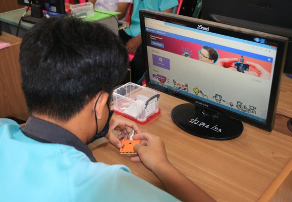 ภาพกิจกรรม  โปรแกรมวิชาวิทยาการคอมพิวเตอร์และเทคโนโลยีสารสนเทศ จัดกิจกรรมบริการวิชาการหลักสูตรวิทยาการคอมพิวเตอร์