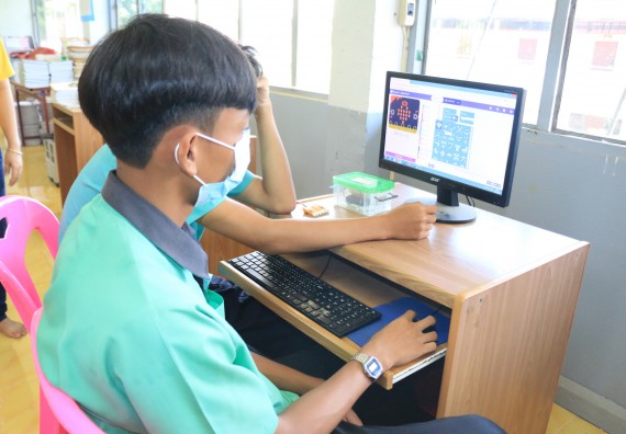 ภาพกิจกรรม  โปรแกรมวิชาวิทยาการคอมพิวเตอร์และเทคโนโลยีสารสนเทศ จัดกิจกรรมบริการวิชาการหลักสูตรวิทยาการคอมพิวเตอร์