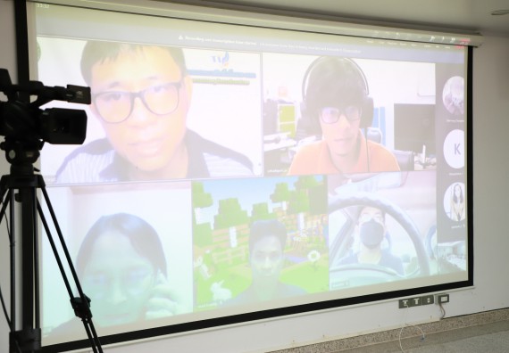 ภาพกิจกรรม  หลักสูตรสาขาวิชาเทคโนโลยีสารสนเทศ จัดกิจกรรมตรวจประเมินคุณภาพภายในในรูปแบบการประเมินคุณภาพการศึกษาผ่านสื่ออิเล็กทรอนิกส์ ปีการศึกษา 2565