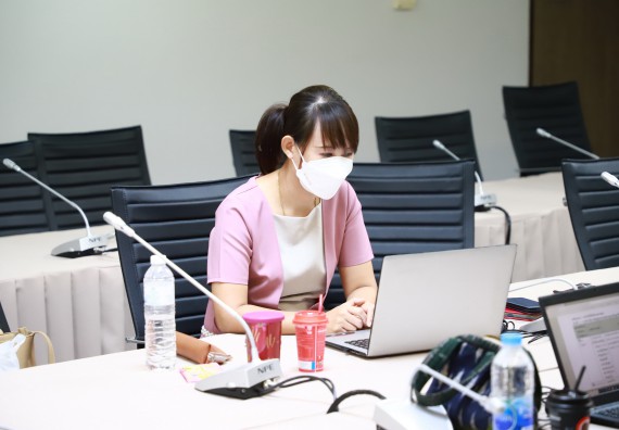 ภาพกิจกรรม  หลักสูตรสาขาวิชาเทคโนโลยีสารสนเทศ จัดกิจกรรมตรวจประเมินคุณภาพภายในในรูปแบบการประเมินคุณภาพการศึกษาผ่านสื่ออิเล็กทรอนิกส์ ปีการศึกษา 2565