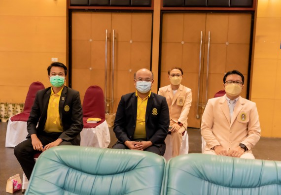 ภาพกิจกรรม  คณะวิทยาศาสตร์และเทคโนโลยี เข้าร่วมโครงการสัมมนาเชิงปฏิบัติการค่ายอาสาบำเพ็ญประโยชน์เพื่อส่งเสริมสร้างจริยธรรมและบูรณาการการเรียนรู้ เพื่อทำนุบำรุงศิลปวัฒนธรรม ครั้งที่ 7