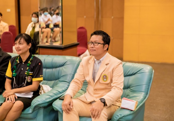 ภาพกิจกรรม  คณะวิทยาศาสตร์และเทคโนโลยี เข้าร่วมโครงการสัมมนาเชิงปฏิบัติการค่ายอาสาบำเพ็ญประโยชน์เพื่อส่งเสริมสร้างจริยธรรมและบูรณาการการเรียนรู้ เพื่อทำนุบำรุงศิลปวัฒนธรรม ครั้งที่ 7