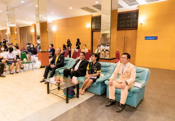 ภาพกิจกรรม  คณะวิทยาศาสตร์และเทคโนโลยี เข้าร่วมโครงการสัมมนาเชิงปฏิบัติการค่ายอาสาบำเพ็ญประโยชน์เพื่อส่งเสริมสร้างจริยธรรมและบูรณาการการเรียนรู้ เพื่อทำนุบำรุงศิลปวัฒนธรรม ครั้งที่ 7