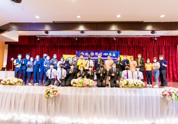 ภาพกิจกรรม  คณะวิทยาศาสตร์และเทคโนโลยี เข้าร่วมโครงการสัมมนาเชิงปฏิบัติการค่ายอาสาบำเพ็ญประโยชน์เพื่อส่งเสริมสร้างจริยธรรมและบูรณาการการเรียนรู้ เพื่อทำนุบำรุงศิลปวัฒนธรรม ครั้งที่ 7