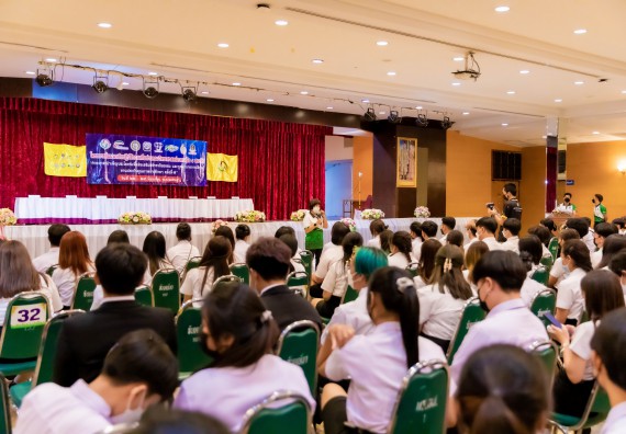 ภาพกิจกรรม  คณะวิทยาศาสตร์และเทคโนโลยี เข้าร่วมโครงการสัมมนาเชิงปฏิบัติการค่ายอาสาบำเพ็ญประโยชน์เพื่อส่งเสริมสร้างจริยธรรมและบูรณาการการเรียนรู้ เพื่อทำนุบำรุงศิลปวัฒนธรรม ครั้งที่ 7