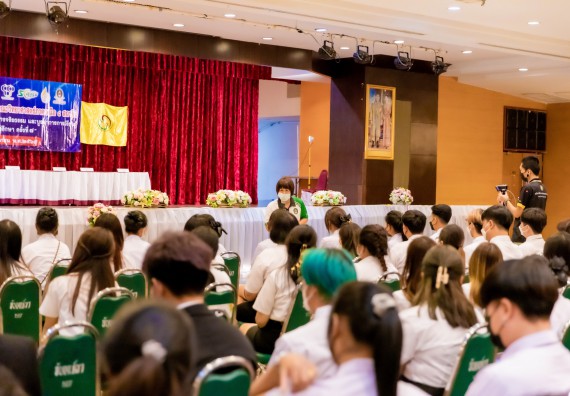 ภาพกิจกรรม  คณะวิทยาศาสตร์และเทคโนโลยี เข้าร่วมโครงการสัมมนาเชิงปฏิบัติการค่ายอาสาบำเพ็ญประโยชน์เพื่อส่งเสริมสร้างจริยธรรมและบูรณาการการเรียนรู้ เพื่อทำนุบำรุงศิลปวัฒนธรรม ครั้งที่ 7