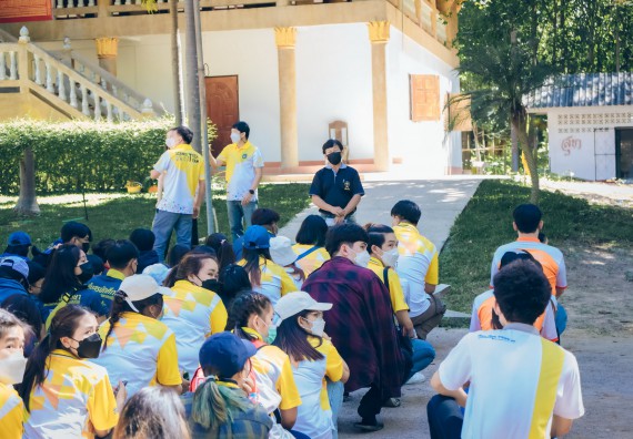 ภาพกิจกรรม  คณะวิทยาศาสตร์และเทคโนโลยี เข้าร่วมโครงการสัมมนาเชิงปฏิบัติการค่ายอาสาบำเพ็ญประโยชน์เพื่อส่งเสริมสร้างจริยธรรมและบูรณาการการเรียนรู้ เพื่อทำนุบำรุงศิลปวัฒนธรรม ครั้งที่ 7