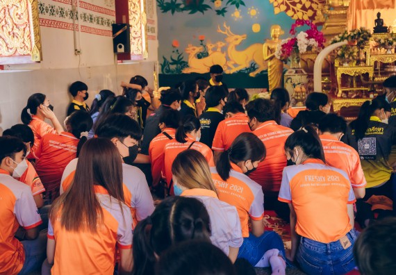 ภาพกิจกรรม  คณะวิทยาศาสตร์และเทคโนโลยี เข้าร่วมโครงการสัมมนาเชิงปฏิบัติการค่ายอาสาบำเพ็ญประโยชน์เพื่อส่งเสริมสร้างจริยธรรมและบูรณาการการเรียนรู้ เพื่อทำนุบำรุงศิลปวัฒนธรรม ครั้งที่ 7