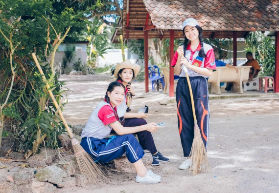 ภาพกิจกรรม  คณะวิทยาศาสตร์และเทคโนโลยี เข้าร่วมโครงการสัมมนาเชิงปฏิบัติการค่ายอาสาบำเพ็ญประโยชน์เพื่อส่งเสริมสร้างจริยธรรมและบูรณาการการเรียนรู้ เพื่อทำนุบำรุงศิลปวัฒนธรรม ครั้งที่ 7