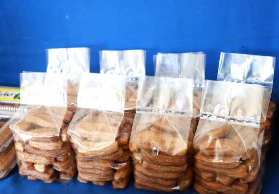 ภาพกิจกรรม  คณะวิทยาศาสตร์และเทคโนโลยี มหาวิทยาลัยราชภัฏกำแพงเพชร ลงพื้นที่ติดตามการให้บริการวิชาการและยกระดับผลิตภัณฑ์ชุมชน ของกลุ่มวิสาหกิจชุมชนกล้วยน้ำหว้าแปลงใหญ่