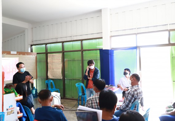 ภาพกิจกรรม  คณะวิทยาศาสตร์และเทคโนโลยี มหาวิทยาลัยราชภัฏกำแพงเพชร ลงพื้นที่ติดตามการให้บริการวิชาการและยกระดับผลิตภัณฑ์ชุมชน ของกลุ่มวิสาหกิจชุมชนกล้วยน้ำหว้าแปลงใหญ่