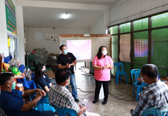 ภาพกิจกรรม  คณะวิทยาศาสตร์และเทคโนโลยี มหาวิทยาลัยราชภัฏกำแพงเพชร ลงพื้นที่ติดตามการให้บริการวิชาการและยกระดับผลิตภัณฑ์ชุมชน ของกลุ่มวิสาหกิจชุมชนกล้วยน้ำหว้าแปลงใหญ่