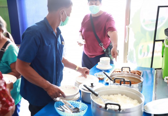 ภาพกิจกรรม  คณะวิทยาศาสตร์และเทคโนโลยี มหาวิทยาลัยราชภัฏกำแพงเพชร ลงพื้นที่ติดตามการให้บริการวิชาการและยกระดับผลิตภัณฑ์ชุมชน ของกลุ่มวิสาหกิจชุมชนกล้วยน้ำหว้าแปลงใหญ่