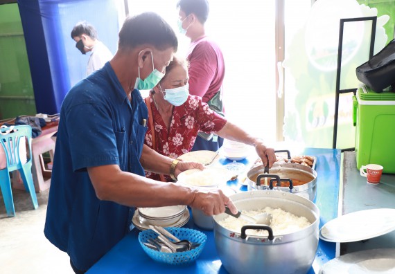 ภาพกิจกรรม  คณะวิทยาศาสตร์และเทคโนโลยี มหาวิทยาลัยราชภัฏกำแพงเพชร ลงพื้นที่ติดตามการให้บริการวิชาการและยกระดับผลิตภัณฑ์ชุมชน ของกลุ่มวิสาหกิจชุมชนกล้วยน้ำหว้าแปลงใหญ่