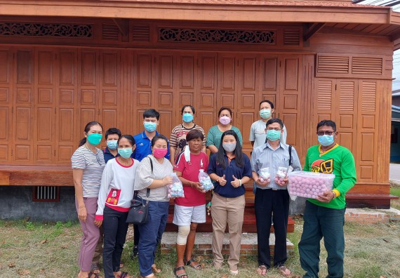 ภาพกิจกรรม  โปรแกรมวิชาสาธารณสุขศาสตร์ จัดกิจกรรมการให้ความรู้ ถ่ายทอดและส่งมอบนวัตกรรมที่ใช้ในการกําจัดลูกน้ำยุงลายด้วยภูมิปัญญาและสมุนไพรในท้องถิ่น