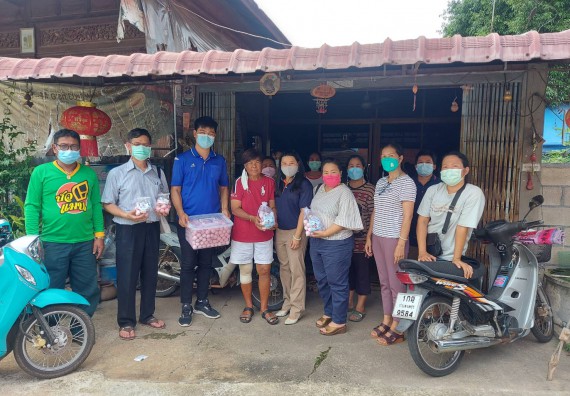 ภาพกิจกรรม  โปรแกรมวิชาสาธารณสุขศาสตร์ จัดกิจกรรมการให้ความรู้ ถ่ายทอดและส่งมอบนวัตกรรมที่ใช้ในการกําจัดลูกน้ำยุงลายด้วยภูมิปัญญาและสมุนไพรในท้องถิ่น