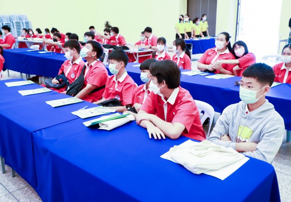 ภาพกิจกรรม  คณะวิทยาศาสตร์และเทคโนโลยี จัดโครงการค่ายวิทยาศาสตร์นักเรียนห้องเรียนพิเศษวิทยาศาสตร์  และโครงการค่ายวิทยาศาสตร์นักเรียนห้องเรียนพิเศษวิทยาศาสตร์เทคโนโลยี ภาษาอังกฤษ คณิตศาสตร์ (STEM) ระดับชั้นมัธยมศึกษาปีที่ 2