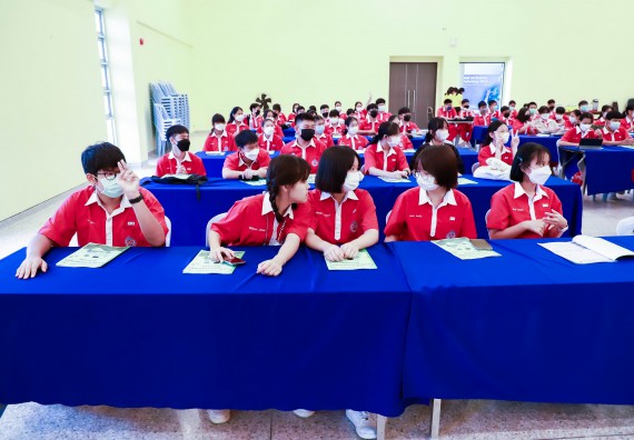 ภาพกิจกรรม  คณะวิทยาศาสตร์และเทคโนโลยี จัดโครงการค่ายวิทยาศาสตร์นักเรียนห้องเรียนพิเศษวิทยาศาสตร์  และโครงการค่ายวิทยาศาสตร์นักเรียนห้องเรียนพิเศษวิทยาศาสตร์เทคโนโลยี ภาษาอังกฤษ คณิตศาสตร์ (STEM) ระดับชั้นมัธยมศึกษาปีที่ 2