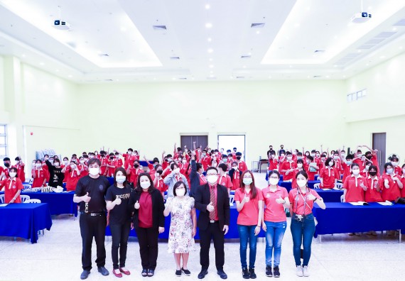 ภาพกิจกรรม  คณะวิทยาศาสตร์และเทคโนโลยี จัดโครงการค่ายวิทยาศาสตร์นักเรียนห้องเรียนพิเศษวิทยาศาสตร์  และโครงการค่ายวิทยาศาสตร์นักเรียนห้องเรียนพิเศษวิทยาศาสตร์เทคโนโลยี ภาษาอังกฤษ คณิตศาสตร์ (STEM) ระดับชั้นมัธยมศึกษาปีที่ 2