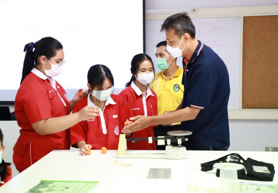 ภาพกิจกรรม  คณะวิทยาศาสตร์และเทคโนโลยี จัดโครงการค่ายวิทยาศาสตร์นักเรียนห้องเรียนพิเศษวิทยาศาสตร์  และโครงการค่ายวิทยาศาสตร์นักเรียนห้องเรียนพิเศษวิทยาศาสตร์เทคโนโลยี ภาษาอังกฤษ คณิตศาสตร์ (STEM) ระดับชั้นมัธยมศึกษาปีที่ 2