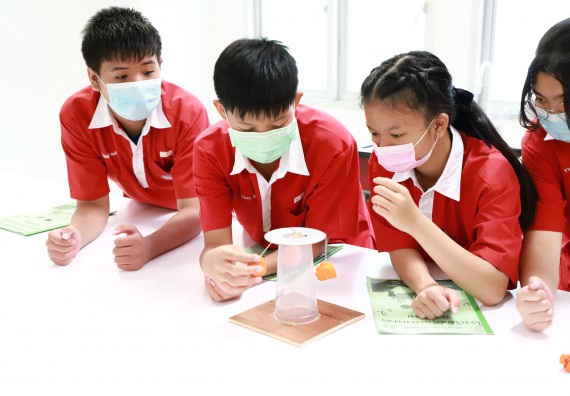 ภาพกิจกรรม  คณะวิทยาศาสตร์และเทคโนโลยี จัดโครงการค่ายวิทยาศาสตร์นักเรียนห้องเรียนพิเศษวิทยาศาสตร์  และโครงการค่ายวิทยาศาสตร์นักเรียนห้องเรียนพิเศษวิทยาศาสตร์เทคโนโลยี ภาษาอังกฤษ คณิตศาสตร์ (STEM) ระดับชั้นมัธยมศึกษาปีที่ 2