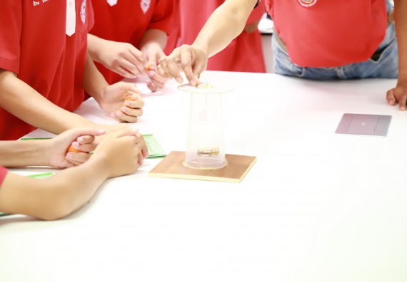 ภาพกิจกรรม  คณะวิทยาศาสตร์และเทคโนโลยี จัดโครงการค่ายวิทยาศาสตร์นักเรียนห้องเรียนพิเศษวิทยาศาสตร์  และโครงการค่ายวิทยาศาสตร์นักเรียนห้องเรียนพิเศษวิทยาศาสตร์เทคโนโลยี ภาษาอังกฤษ คณิตศาสตร์ (STEM) ระดับชั้นมัธยมศึกษาปีที่ 2