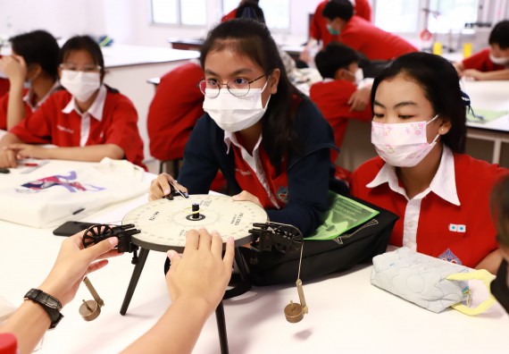 ภาพกิจกรรม  คณะวิทยาศาสตร์และเทคโนโลยี จัดโครงการค่ายวิทยาศาสตร์นักเรียนห้องเรียนพิเศษวิทยาศาสตร์  และโครงการค่ายวิทยาศาสตร์นักเรียนห้องเรียนพิเศษวิทยาศาสตร์เทคโนโลยี ภาษาอังกฤษ คณิตศาสตร์ (STEM) ระดับชั้นมัธยมศึกษาปีที่ 2