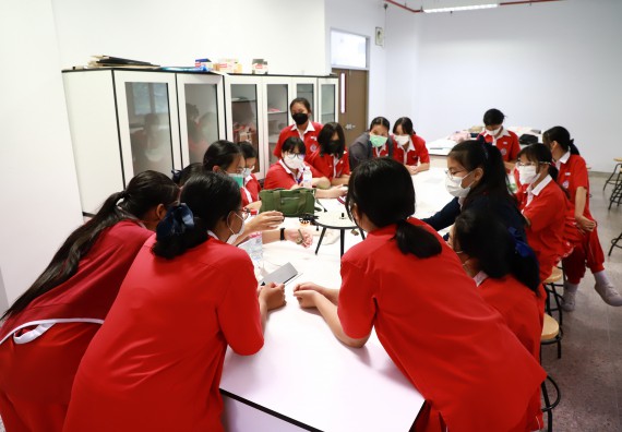 ภาพกิจกรรม  คณะวิทยาศาสตร์และเทคโนโลยี จัดโครงการค่ายวิทยาศาสตร์นักเรียนห้องเรียนพิเศษวิทยาศาสตร์  และโครงการค่ายวิทยาศาสตร์นักเรียนห้องเรียนพิเศษวิทยาศาสตร์เทคโนโลยี ภาษาอังกฤษ คณิตศาสตร์ (STEM) ระดับชั้นมัธยมศึกษาปีที่ 2