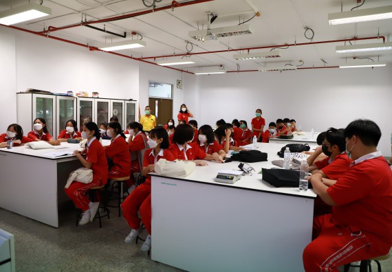 ภาพกิจกรรม  คณะวิทยาศาสตร์และเทคโนโลยี จัดโครงการค่ายวิทยาศาสตร์นักเรียนห้องเรียนพิเศษวิทยาศาสตร์  และโครงการค่ายวิทยาศาสตร์นักเรียนห้องเรียนพิเศษวิทยาศาสตร์เทคโนโลยี ภาษาอังกฤษ คณิตศาสตร์ (STEM) ระดับชั้นมัธยมศึกษาปีที่ 2