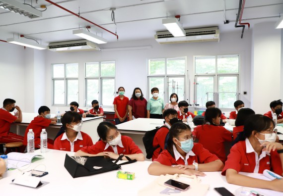 ภาพกิจกรรม  คณะวิทยาศาสตร์และเทคโนโลยี จัดโครงการค่ายวิทยาศาสตร์นักเรียนห้องเรียนพิเศษวิทยาศาสตร์  และโครงการค่ายวิทยาศาสตร์นักเรียนห้องเรียนพิเศษวิทยาศาสตร์เทคโนโลยี ภาษาอังกฤษ คณิตศาสตร์ (STEM) ระดับชั้นมัธยมศึกษาปีที่ 2