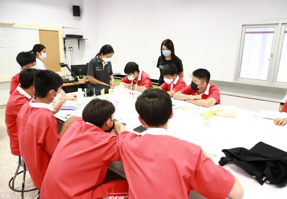 ภาพกิจกรรม  คณะวิทยาศาสตร์และเทคโนโลยี จัดโครงการค่ายวิทยาศาสตร์นักเรียนห้องเรียนพิเศษวิทยาศาสตร์  และโครงการค่ายวิทยาศาสตร์นักเรียนห้องเรียนพิเศษวิทยาศาสตร์เทคโนโลยี ภาษาอังกฤษ คณิตศาสตร์ (STEM) ระดับชั้นมัธยมศึกษาปีที่ 2