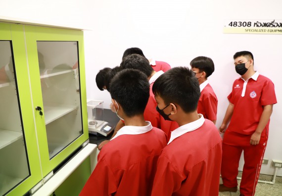 ภาพกิจกรรม  คณะวิทยาศาสตร์และเทคโนโลยี จัดโครงการค่ายวิทยาศาสตร์นักเรียนห้องเรียนพิเศษวิทยาศาสตร์  และโครงการค่ายวิทยาศาสตร์นักเรียนห้องเรียนพิเศษวิทยาศาสตร์เทคโนโลยี ภาษาอังกฤษ คณิตศาสตร์ (STEM) ระดับชั้นมัธยมศึกษาปีที่ 2